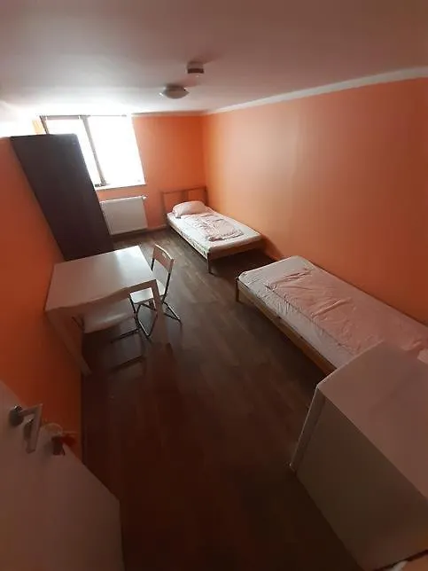 Low Budget Hostel Rooms Eversbuschstr 168 뮌헨 독일