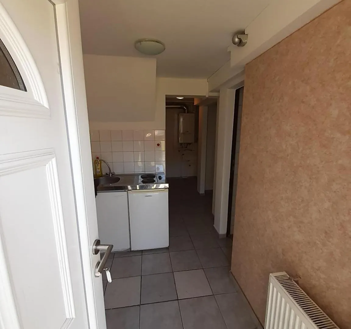 Low Budget Allach Hostel Rooms & Apartments Eve 168 Mnichov 0*,  Německo