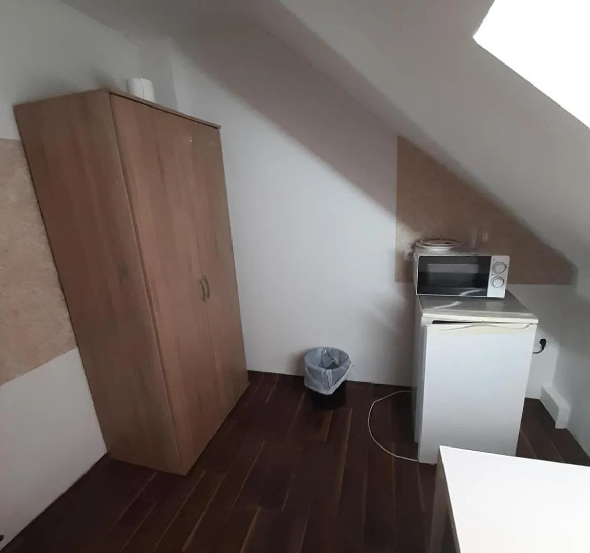 Low Budget Allach Hostel Rooms & Apartments Eve 168 뮌헨 독일